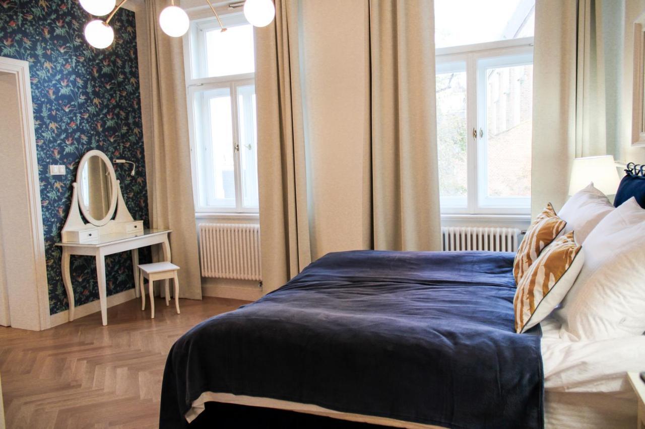 Dominican Square By Hashtag Apartments Краков Экстерьер фото